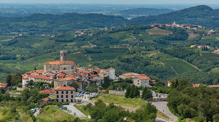 Le village de Šmartno